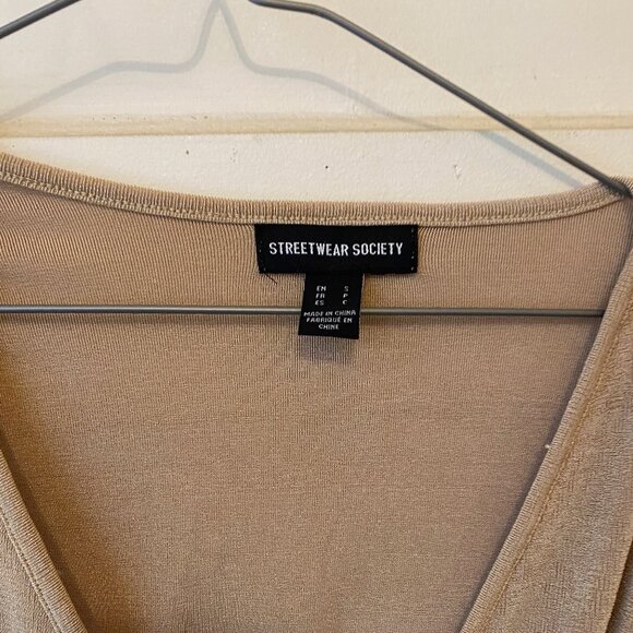 Tie Front Wrap Top - Picture 2 of 3